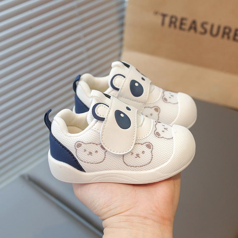 Обувь для девочек 2025 осень Новая модная универсальная детская обувь Простая повседневная дышащая сетчатая обувь для девочек Мягкая подошва Обувь для первых шагов
