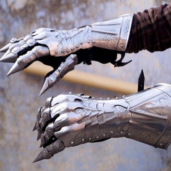 Medieval Sauron Gauntlets Steel Medieval Armor Gloves Crusader Larp Gauntlets, Lord of The Rings Gauntlets