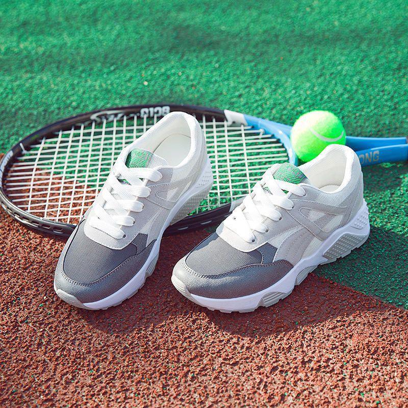 Versatile Women's Fashion Lace Up Sneakers With Timeless Design For Any Occasion