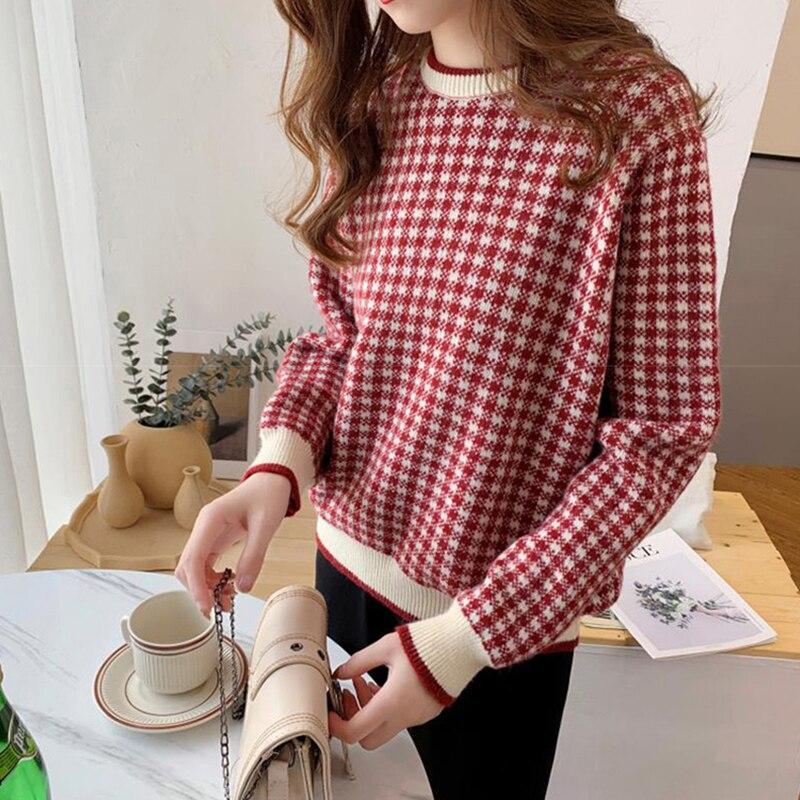 Classic O-Neck Plaid Knitted Sweater Women Loose Vintage Pullover Fall Winter New Long Sleeve Female Clothes