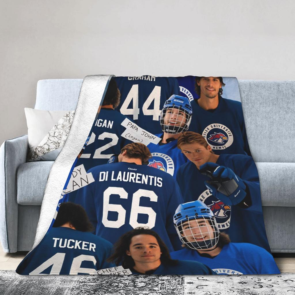 Off Campus Poster Flannel Blankets Winter Soft Bedding Throws for Girls Boys Bedroom Funny Bedspread Sofa Bed Cover