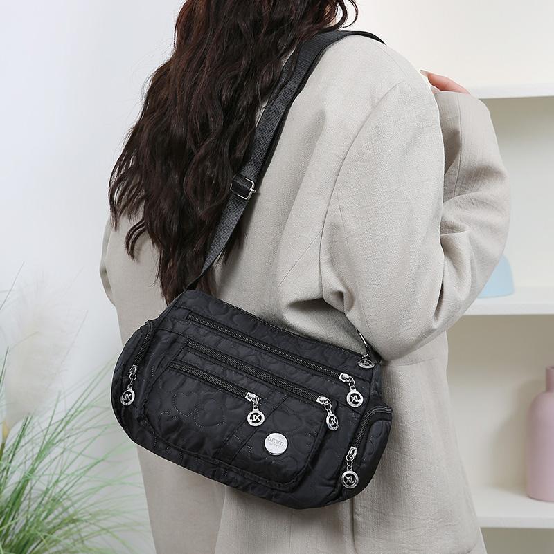 Большая водонепроницаемая сумка кроссбоди через плечо с несколькими карманами для поездок на работу и использования на открытом воздухе