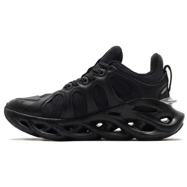 Женские низкие беговые кроссовки Li Ning Arc ACE Черные ARHP308-1