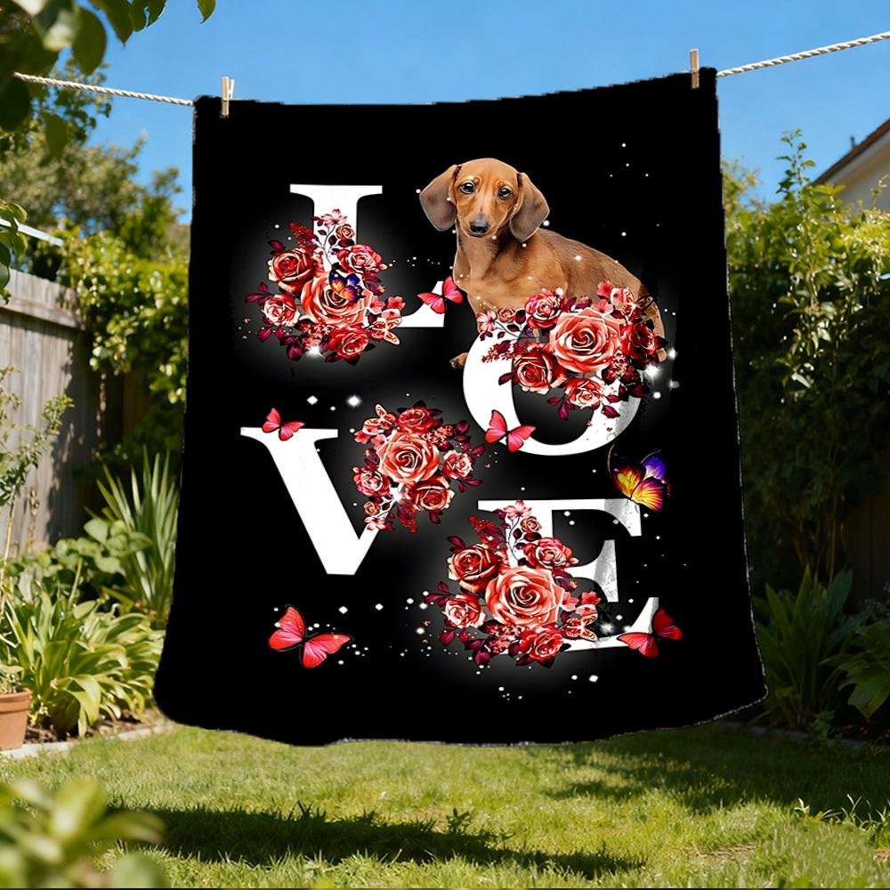 1pc Dachshund Love Floral Print Outdoor Blanket - Lightweight Flannel Throw For Travel, Camping, Gifts For Family Or Friends yy251114256