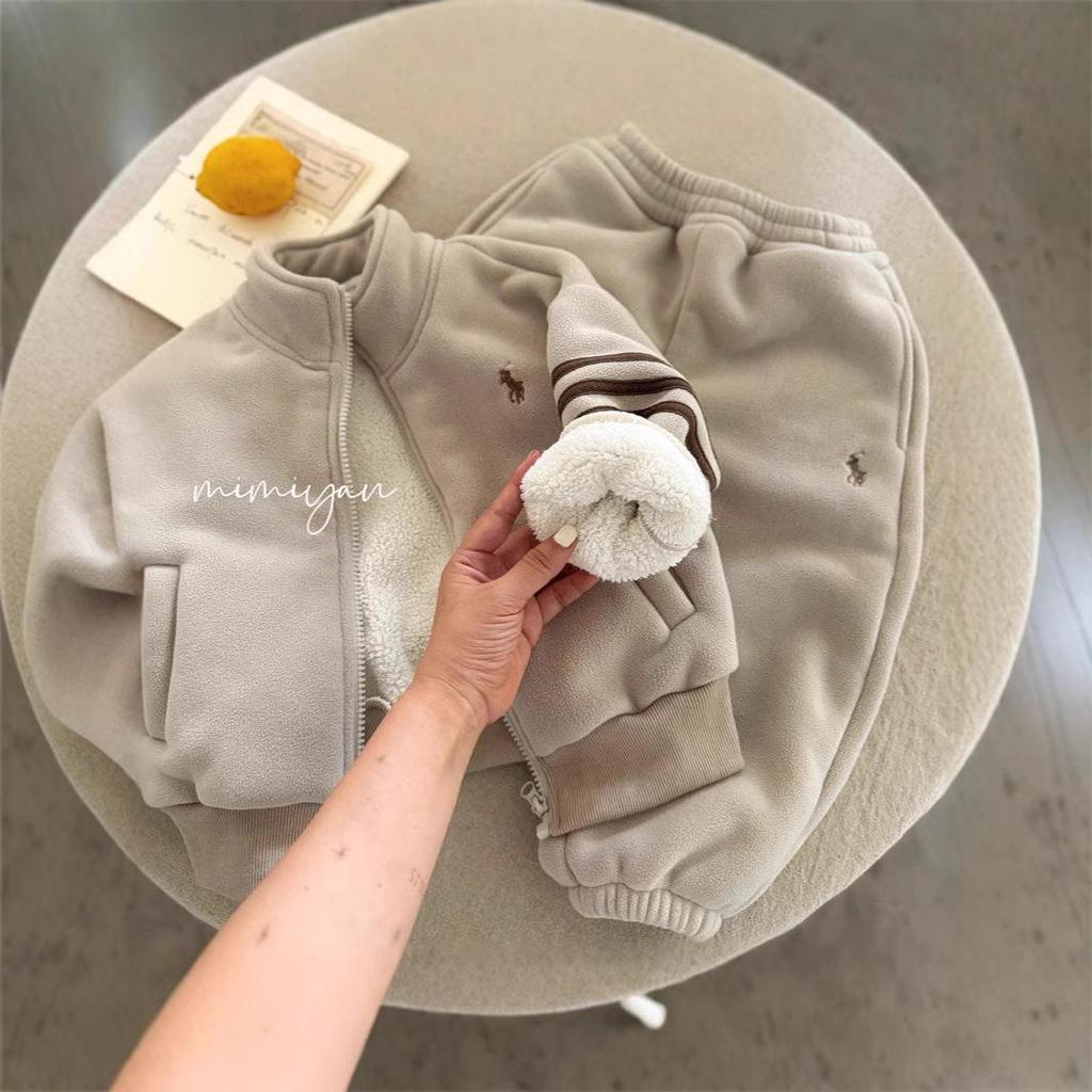 Комплект детской плюшевой куртки из флиса Ollie на осень/зиму 2024 - Теплый, модный, повседневный костюм-двойка для мальчиков и девочек