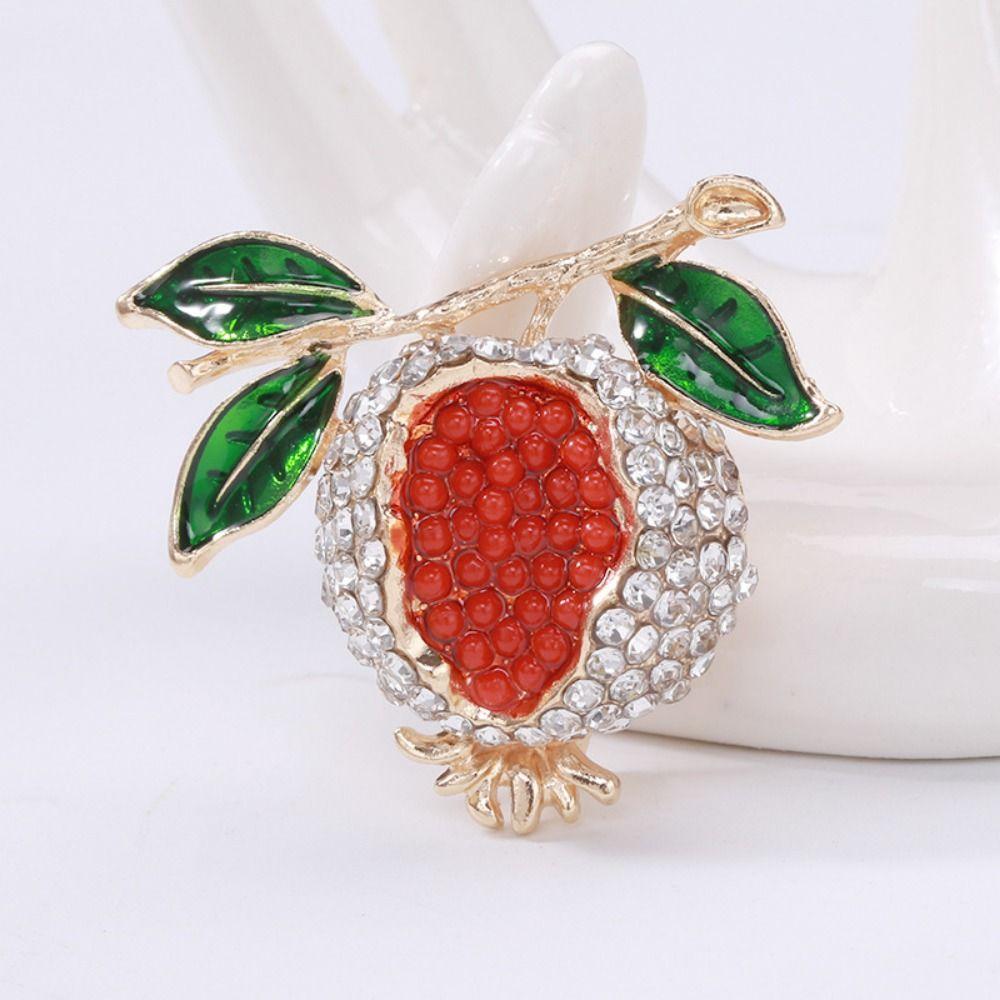 Fashion Rhinestone Fruits Brooch Exquisite Lapel Pins Pomegranate Brooches  Jewelry Accessories