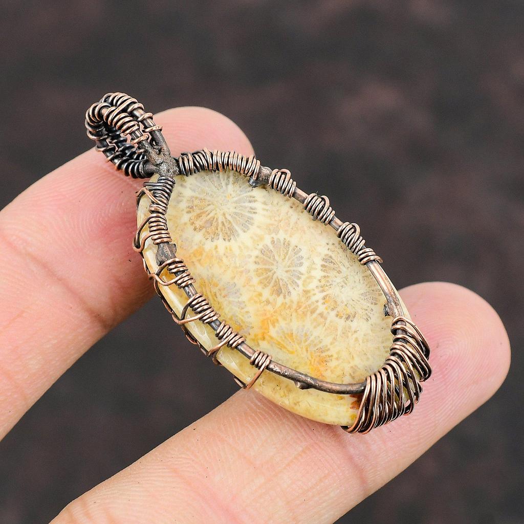 Подвеска из коралла «Дерево жизни», подвеска из драгоценного камня, подвеска из медной проволоки, подвеска ручной работы из проволоки, дизайнерская подвеска, подвеска в виде обертки