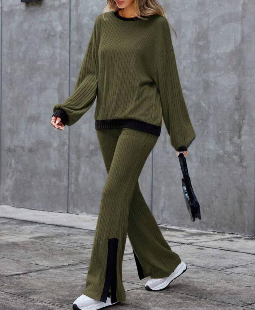 Женский комплект в рубчик: топ с длинным рукавом и брюки широкого кроя с черной контрастной отделкой бежевого цвета