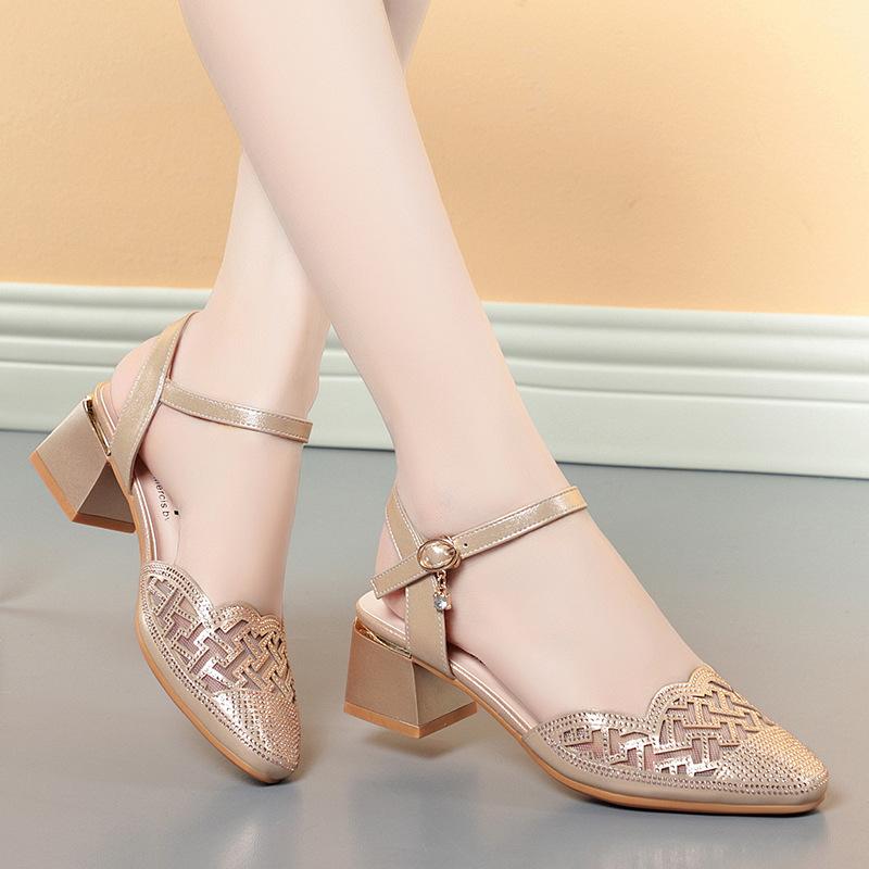 Модные дышащие босоножки на среднем каблуке с острым носком и сеткой со стразами высотой 4,5 см, летние босоножки 2024 года из мягкой кожи для женщин, для офиса, вечеринки для мам