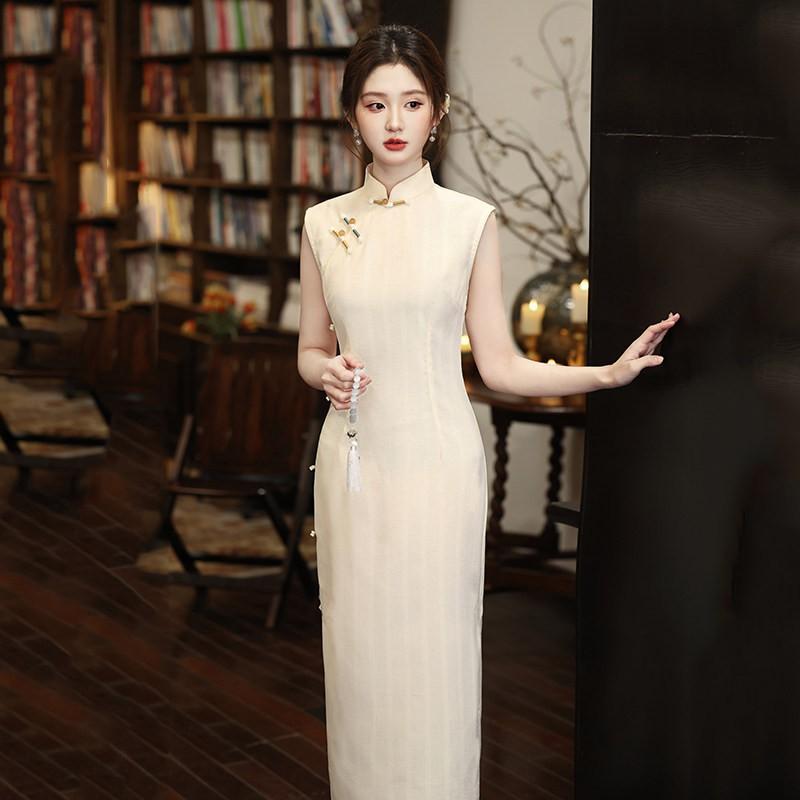 Sleeveless Modern Chinese Style Long Cheongsam Dress Women 2026 Elegant Daily Wear