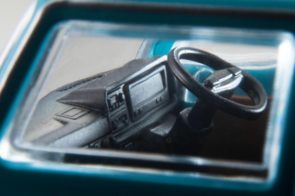 TOMYTEC Tomica Limited Vintage Neo LV-N341a Nissan Homy Long Light Van (Blue) 1976 Model Finished Product 332756