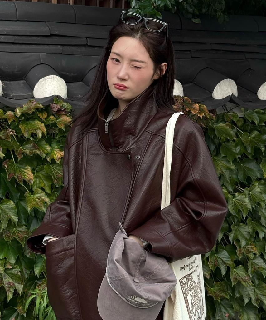 ON&ON High-Neck Pocket Leather Jumper Nel6Xm206_6I