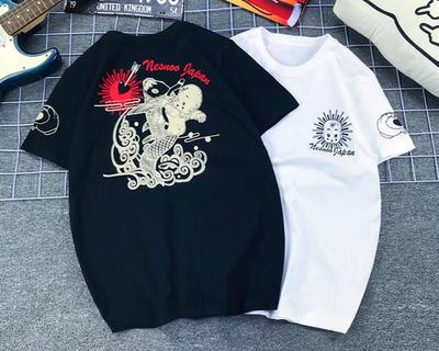 Японский бренд Tide Счастливый призрак Маленький дьявол Рыбалка Карп Принт Чистый хлопок Большой размер Футболка Мужская Женская Локомотивы