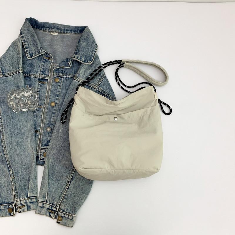 Стильная повседневная холщовая сумка-тоут для женщин большой вместимости для ежедневных поездок на работу