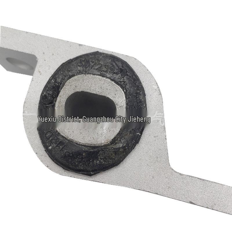 30723914 Кронштейн кузова двигателя для старых моделей Volvo XC90