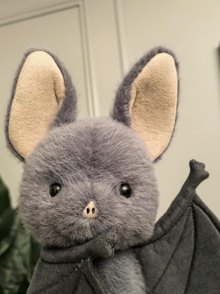 Плюшевая игрушка Jc Brooks Bat Милая серая летучая мышь Мягкая набивная игрушка Каваи Хэллоуин Подарок для детей Коллекционная пушистая кукла Для домашнего декора