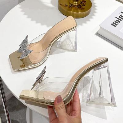 Модные шикарные тапочки с пряжкой-бабочкой и стразами, женские летние прозрачные прозрачные сандалии из ПВХ, женская обувь на каблуке из плексигласа с кристаллами