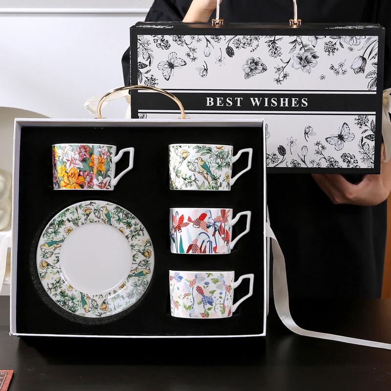 Керамический набор из 4 чашек и блюдец Lujiazui