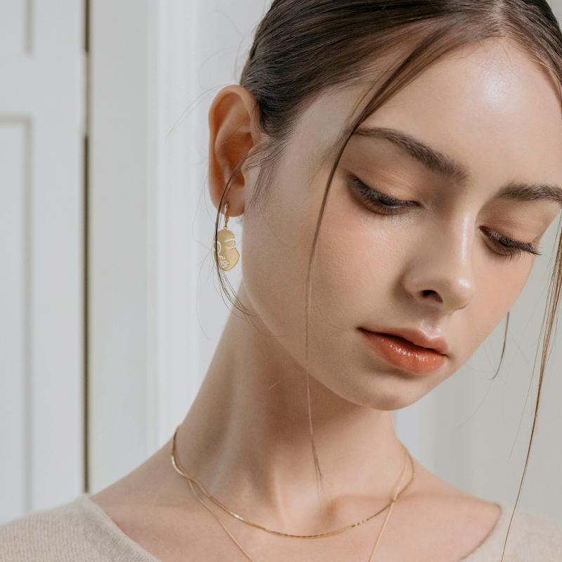 Mcel 14K Heimish Face Earrings