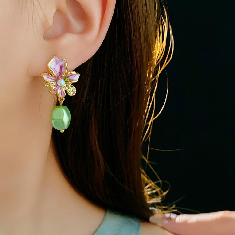Ear Jewelry Bohemian Earrings Women Light Luxury Sweet Drop Earrings Flower Stud Earrings  Female