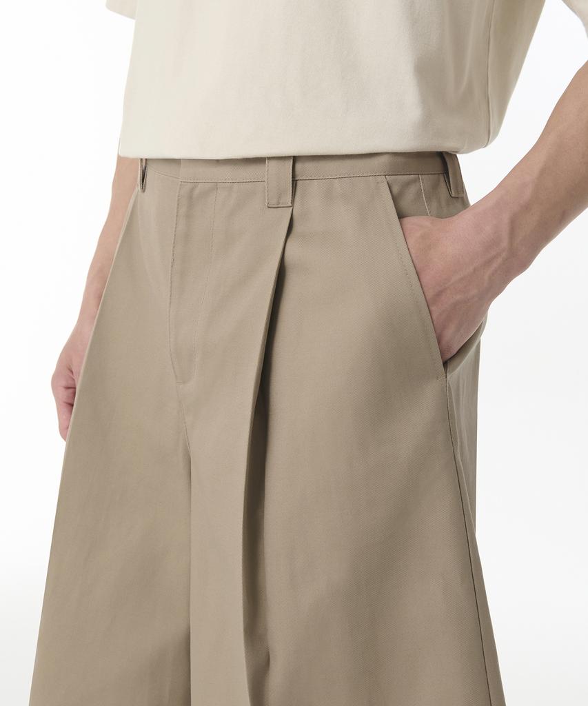 MUSINSA STANDARD Heavyweight Cp One-Pleat Long Bermuda Pants [Beige]