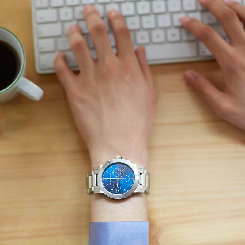 Burberry BU9363 Мужские часы из нержавеющей стали с синим циферблатом и крупной клеткой