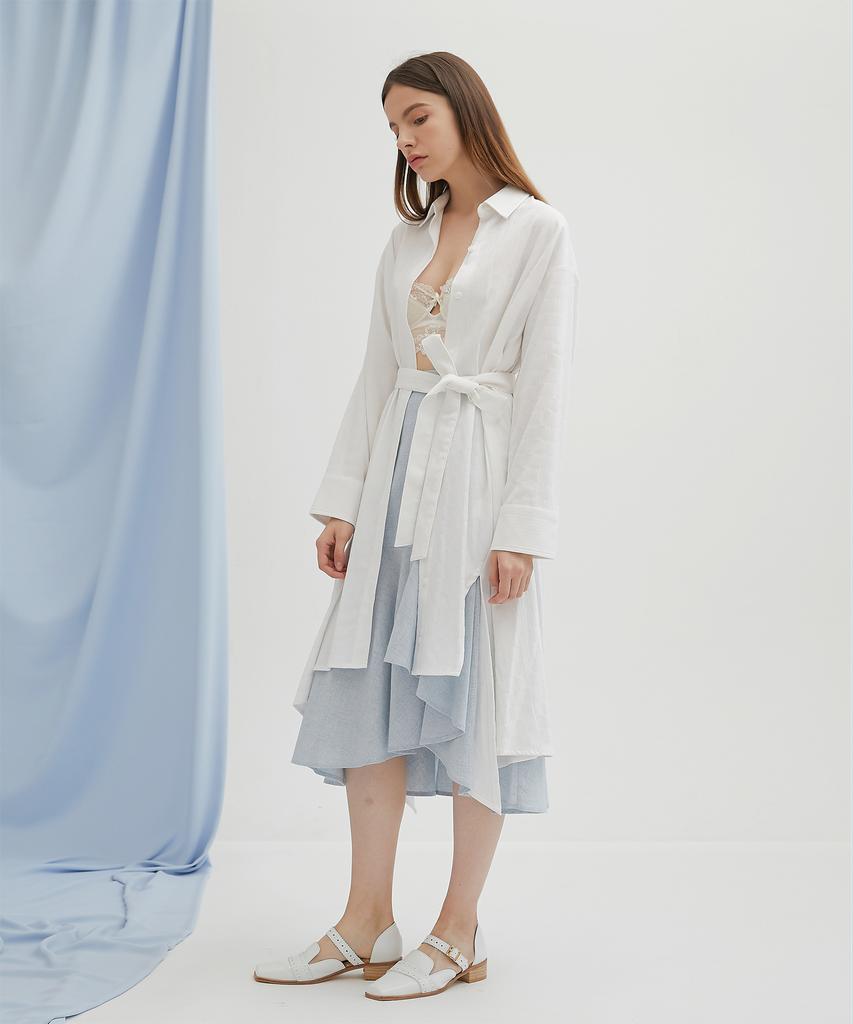 MODERNABLE Асимметричное платье с разрезом - Белое