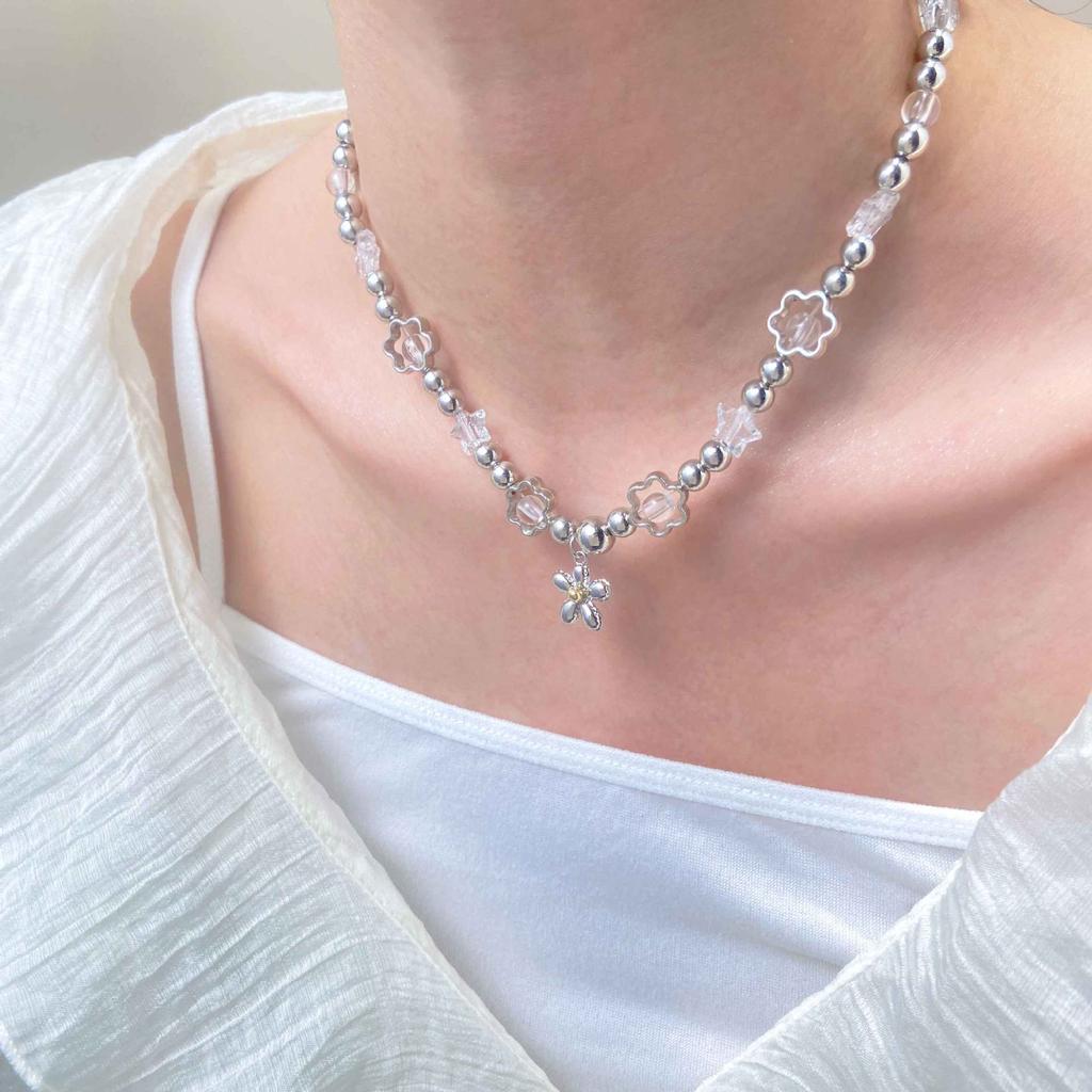 Y2K Personality Sliver Color Butterfly Star Flower Pendant Necklace for Women Pearl Beaded Chokers for Women Sweet Girls Jewelry