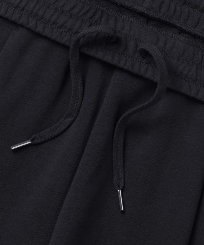 MUSINSA STANDARD [Cooltandard] One-Pleat Bermuda Sweatpants [Black]