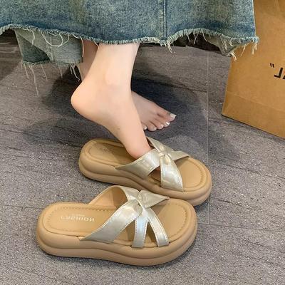 Стильные и простые женские летние модные легкие универсальные крутые шлепанцы на танкетке