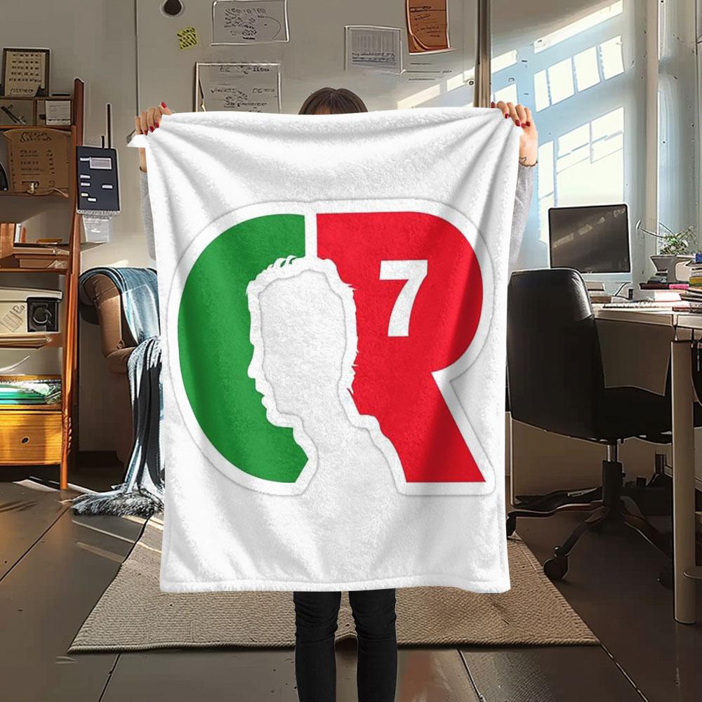 1PC CR7 Cristiano Ronaldo Patterned Flannel Blanket Suitable For All Seasons for Home Decor Warmth and Comfort Gifts Holiday Present