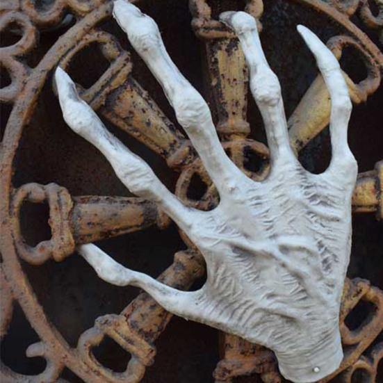 1 Pair Halloween Skeleton Hand Realistic Life Size Reusable Haunted House Ghost Festival Spooky Props Holiday Decoration Zombie Party Supplies KTY