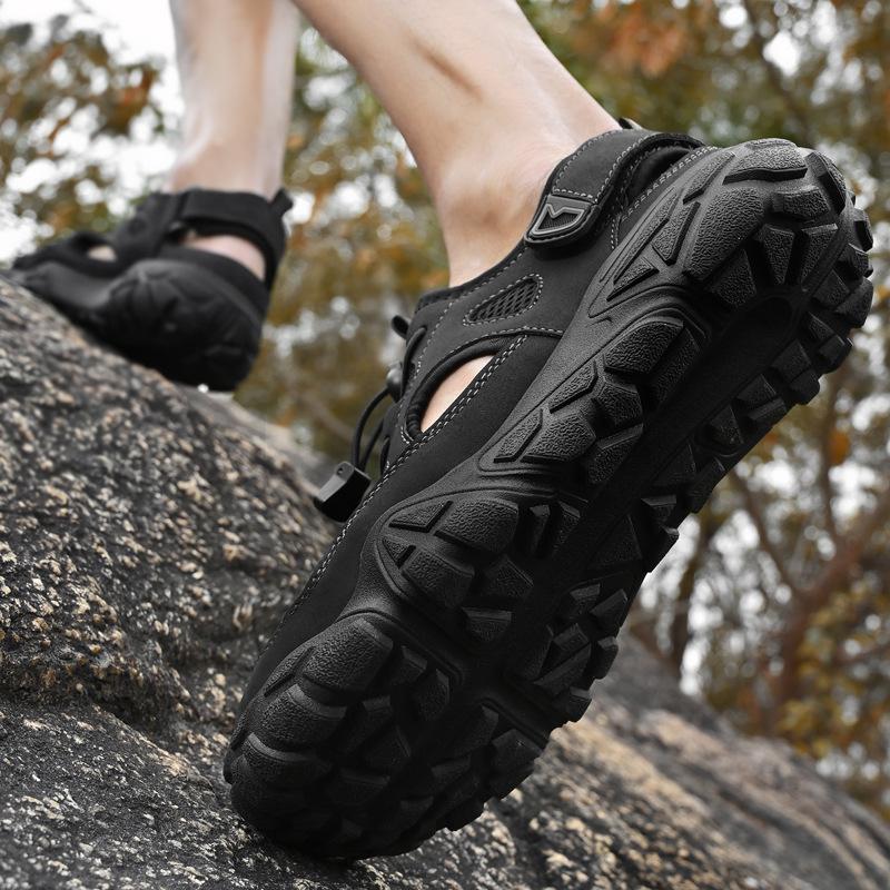 Men's Shoes Summer Breathable Thin Mesh Hollow Mesh Sports Leisure Running Mountaineering Wading Stream Light Mesh Shoes