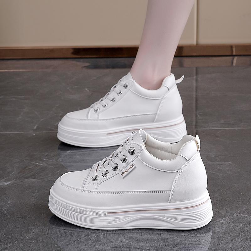 Inner height increasing white shoes for women, comfortable and versatile, thick sole, casual leather surface, sponge cake, small board shoes for women