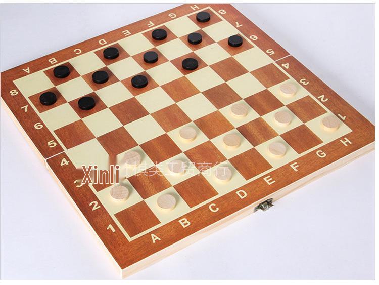 Popular Europe & America Wooden Folding Chess Set