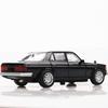 Масштаб 1/36 E-Class W123, черная классическая литая под давлением модель автомобиля, игрушечный автомобиль с открытыми задними дверями для детей, коллекция подарков для мальчиков и девочек