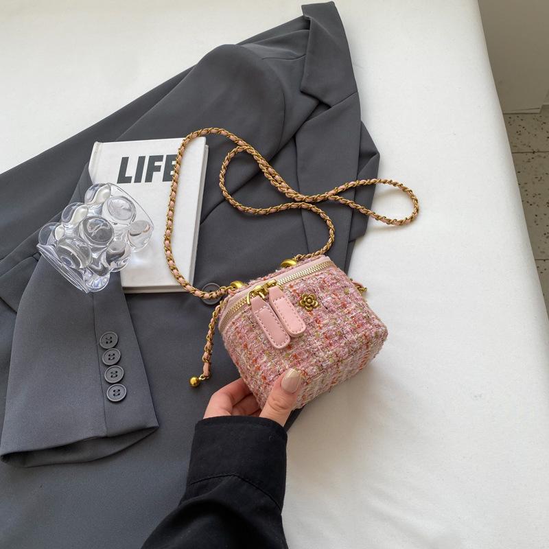 Шерстяная сумка женская осень-зима новая модная нишевая сумка-мессенджер на цепочке, мини-сумка-коробочка высокого класса