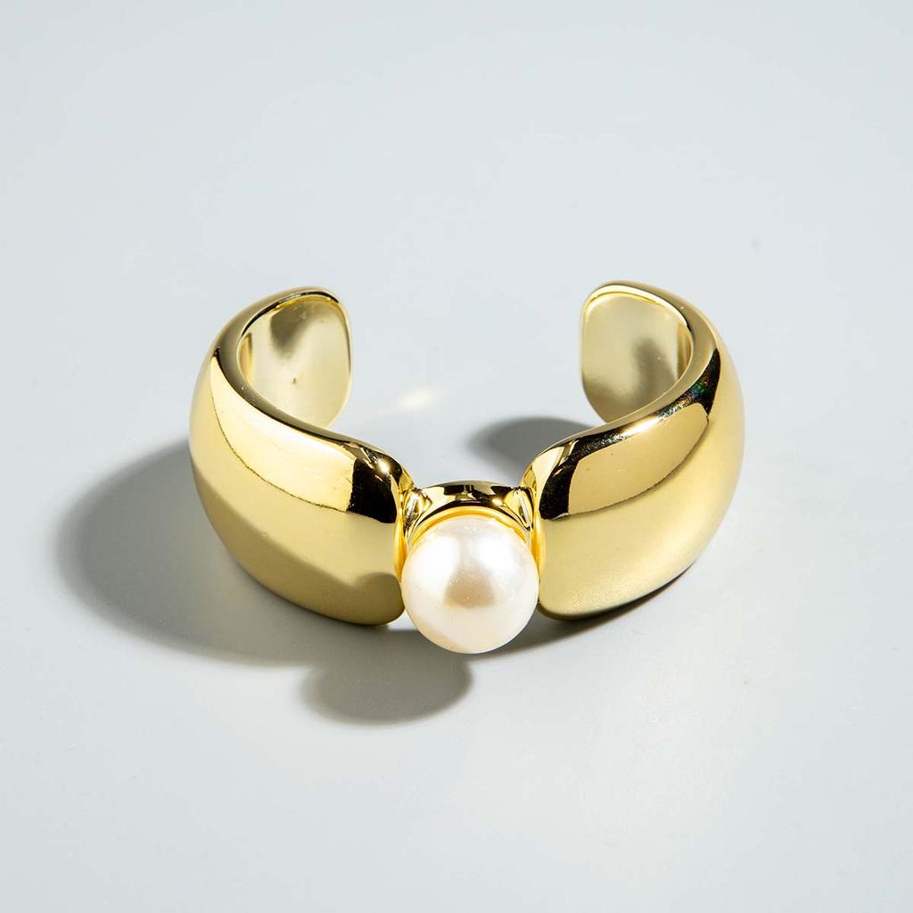 Модный персонализированный браслет с металлической текстурой и жемчугом, геометрическое открытие, преувеличенные женские украшения, универсальные для повседневного использования