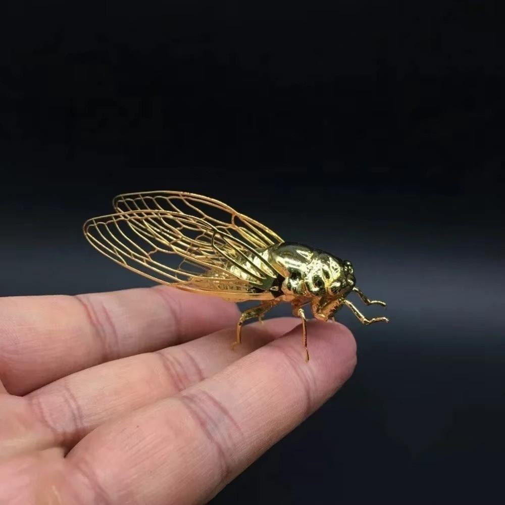 Exquisite Zinc Zinc Alloy Animal Statue Mini Vintage Insect Sculpture Creative Cicada Figurine Tea Ceremony