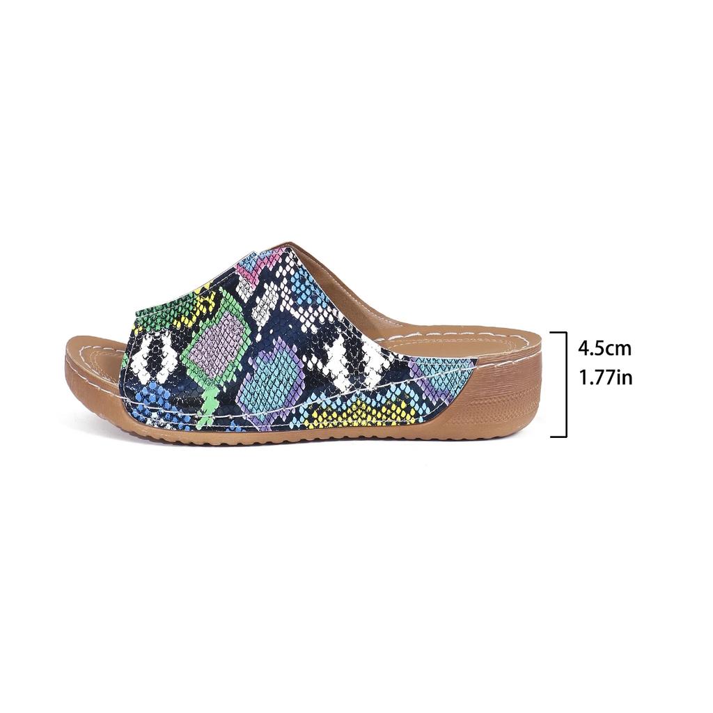 Модные женские тапочки на танкетке с леопардовым принтом, летние, большого размера 43, нескользящая повседневная обувь для женщин, сандалии для отдыха на открытом воздухе, женская обувь с открытым носком