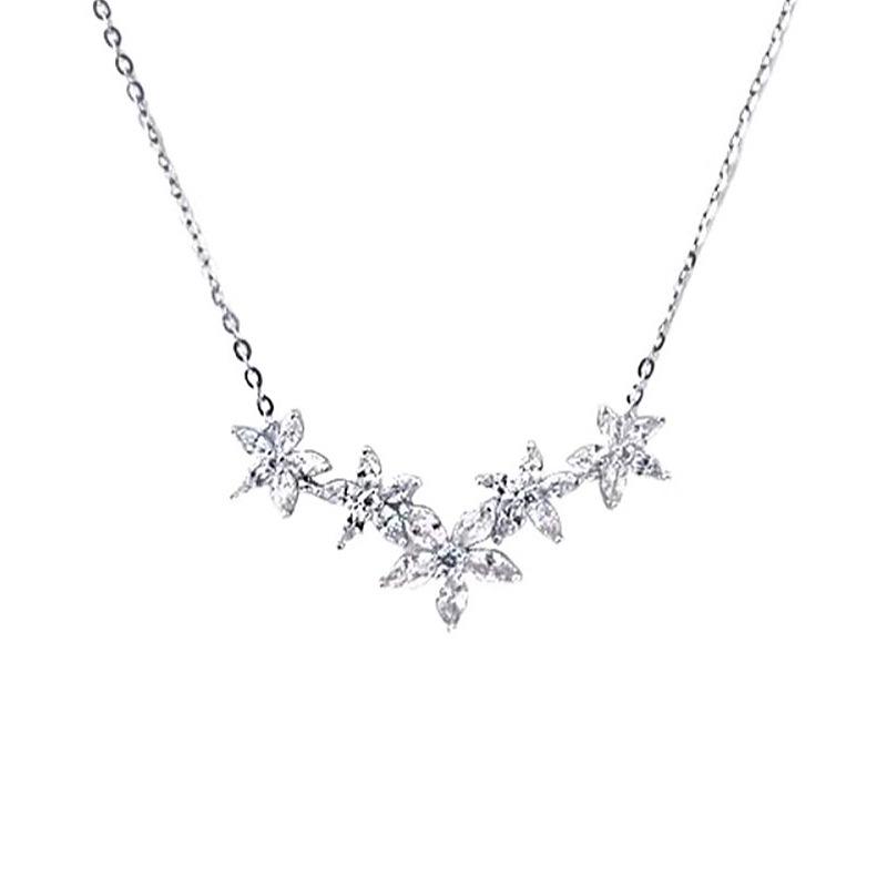 Taisheng S999 Sterling Silver Floral Necklace: Exquisite Mori-Style with Sparkling Diamonds, Versatile High-End Clavicle Chain.