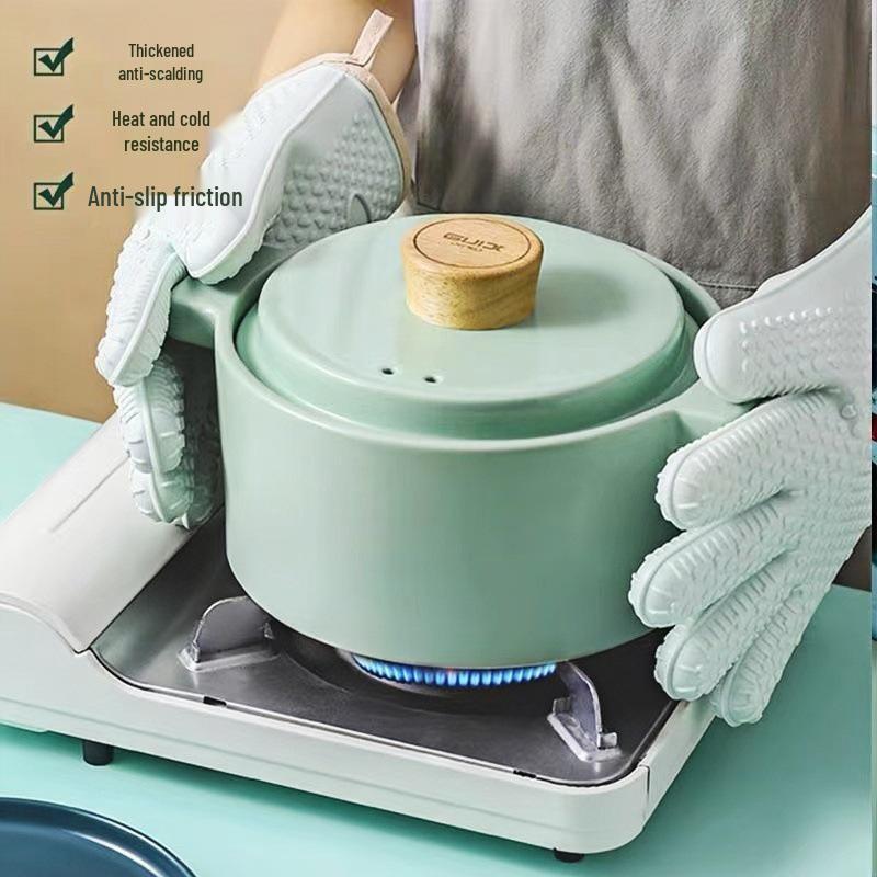 In-Stock Silicone Heat-Insulating Gloves with Padded Five-Finger Design and Widened Edge for Baking and Oven Use