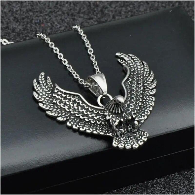 Retro Ethnic Chinese Zodiac Dragon Pendant Gold Color Necklace Men and Women Punk Style Jewelry Gift