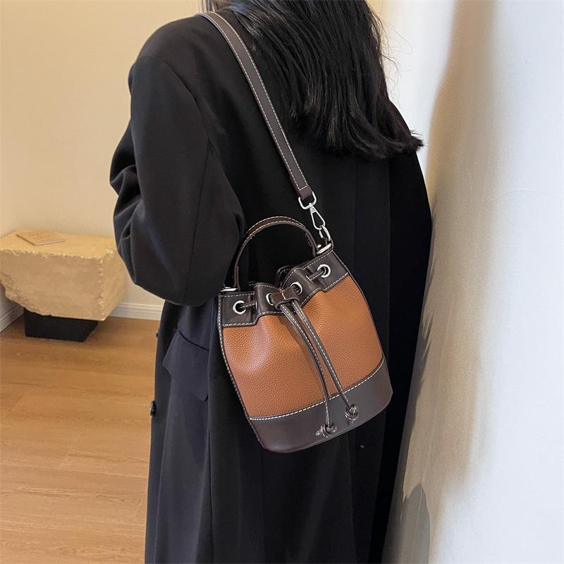 Autumn and Winter New Trendy Fashion Women's Bags Shoulder Messenger Bags Girls Bags Casual Contrasting Color Bucket Bags