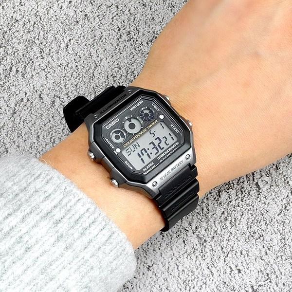 Casio 10-летняя батарея, водонепроницаемость 100 метров, светодиодная подсветка, спортивные водонепроницаемые часы, 1300 древесного угля