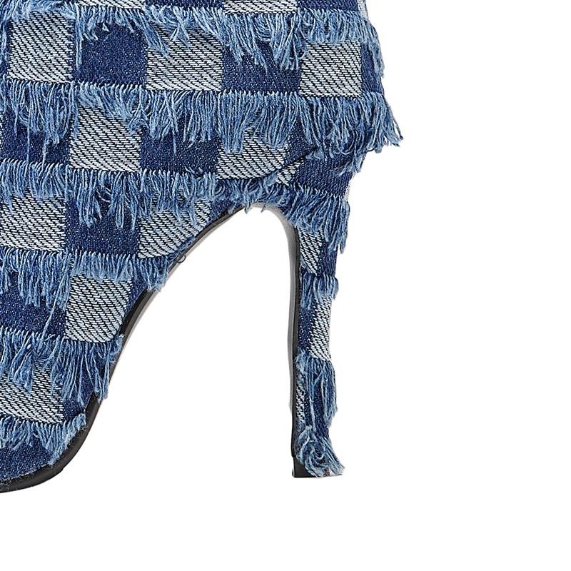 Модные новые джинсовые туфли-лодочки на высоком каблуке с острым носком в клетку, женские ботфорты оверсайз, короткие ботинки 44 45 46