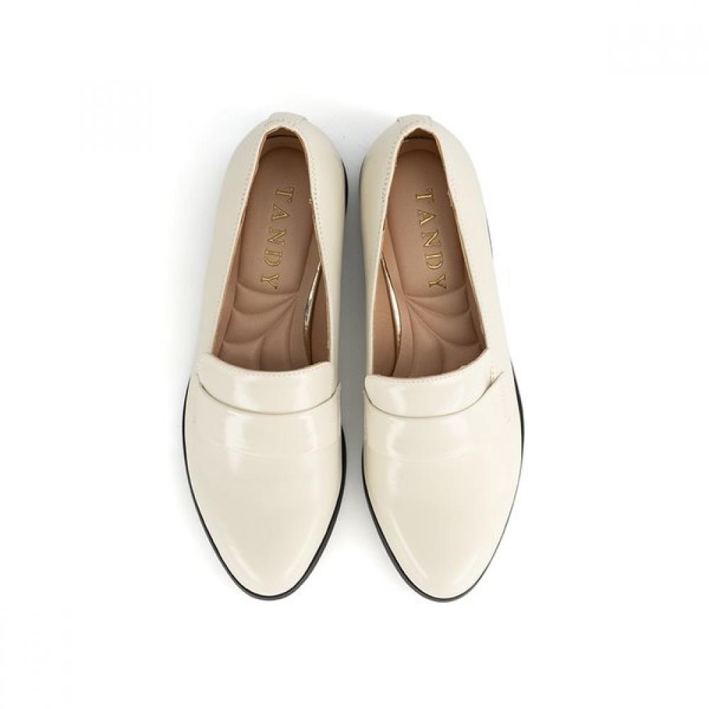 Tandy Women Loafers Ivory J1446v