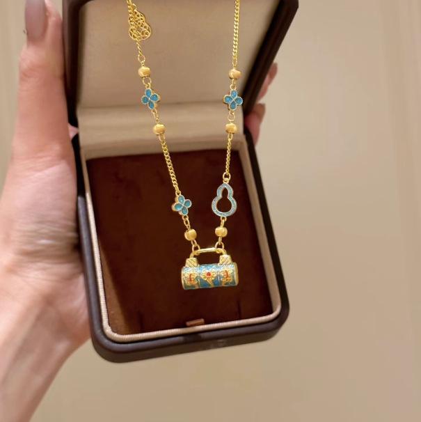 Эмалевый золотой кулон-подвеска Qi Xing Qing Lan на ключицу – Новый китайский стиль, легкая роскошь, чокер для модного образа высокого класса