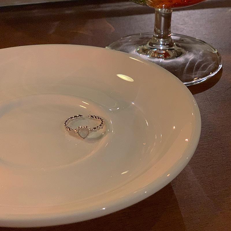 Стильное серебряное кольцо с цирконием для женщин - легкий роскошный открытый дизайн, идеально подходит для указательного пальца