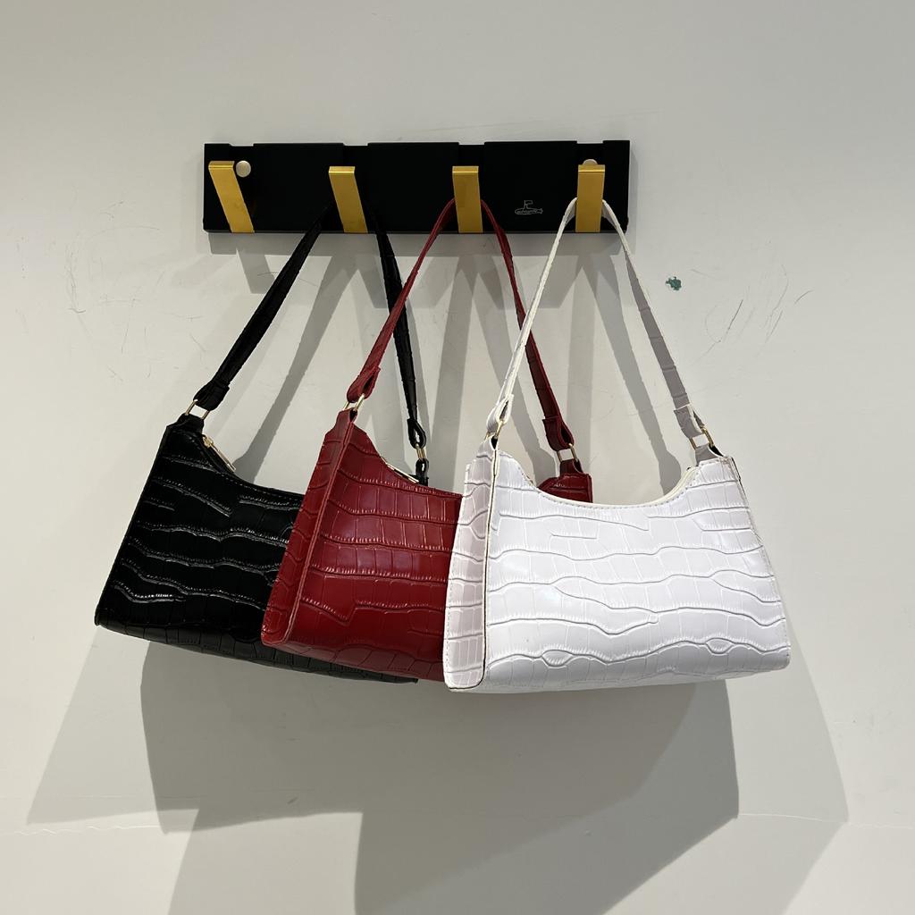 Сумка под мышку с узором крокодила 2025 женская сумочка новая сумка Юго-Восточной Азии сумка для поездок на работу женская